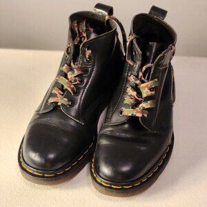 VINTAGE Dr Martens 6 Hole Made In England Boots Approx Size 6.5M / 7.5W - UNIQUE